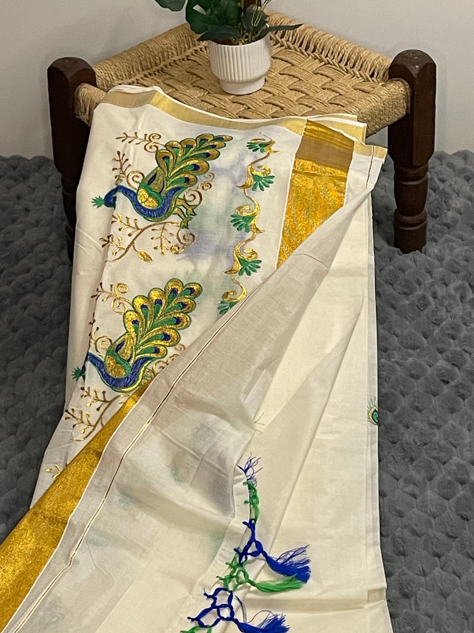 Peacock Elegance Ivory Saree Onam Edition - Image 5